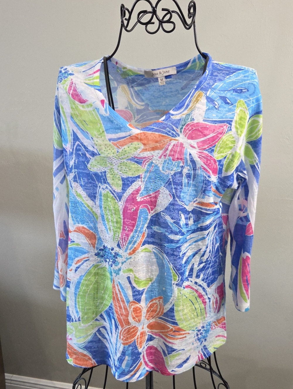 Jess & Jane Blue Multicolor Floral Long Sleeve Tee